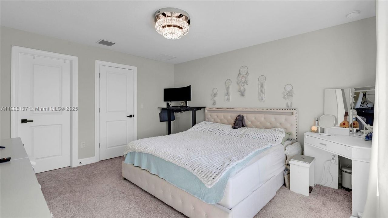 待售: $549,000 (3 贝兹, 2 浴室, 1516 平方英尺)