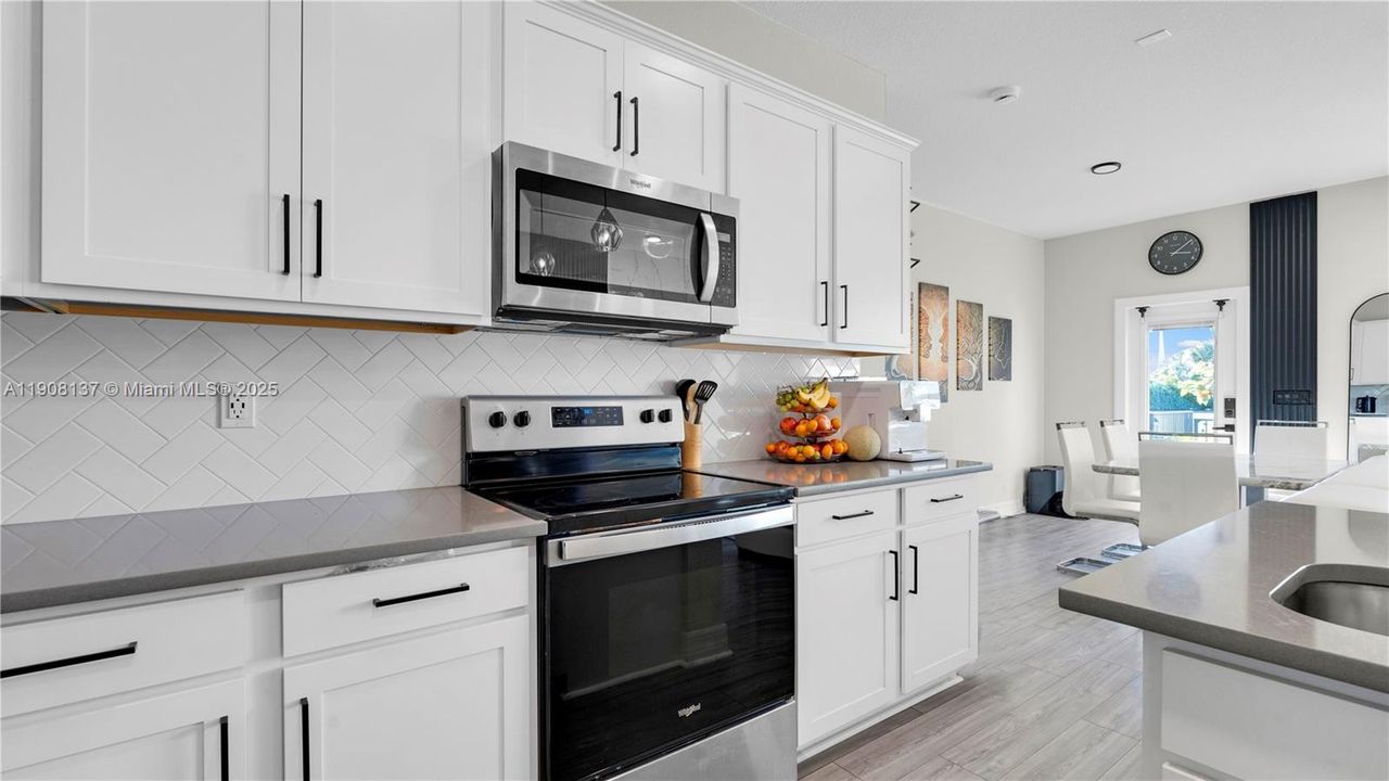 待售: $549,000 (3 贝兹, 2 浴室, 1516 平方英尺)