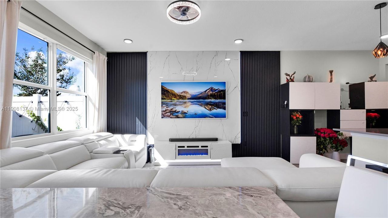 待售: $549,000 (3 贝兹, 2 浴室, 1516 平方英尺)