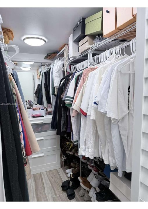 В аренду: $2,600 (3 спален, 2 ванн, 1212 Квадратных фут)