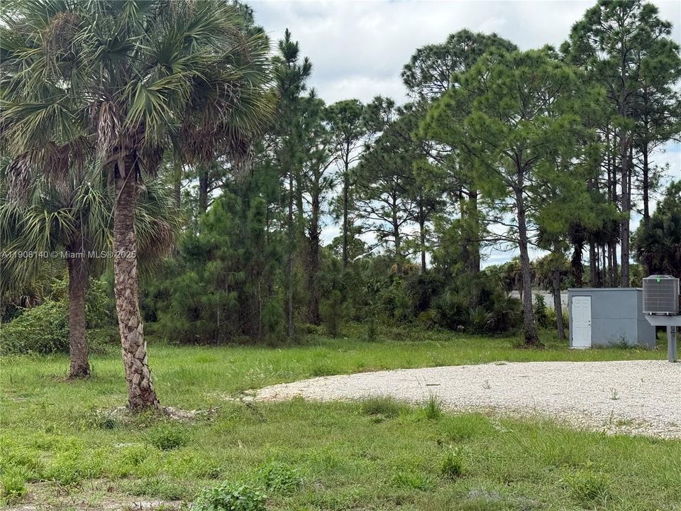 待售: $249,999 (3 贝兹, 2 浴室, 952 平方英尺)