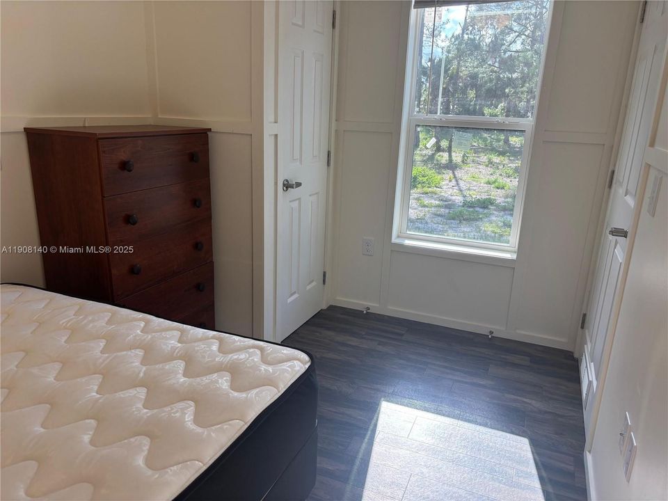 待售: $249,999 (3 贝兹, 2 浴室, 952 平方英尺)