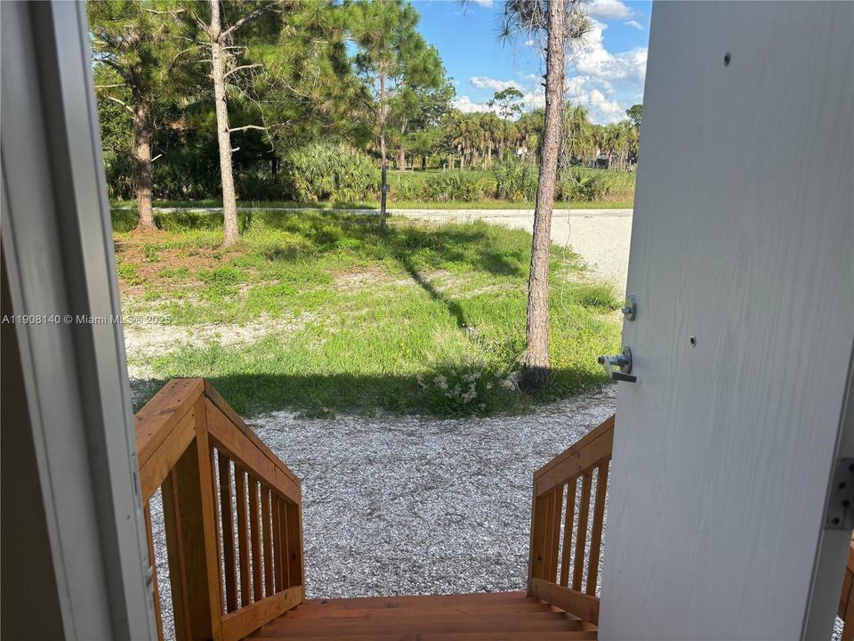 待售: $249,999 (3 贝兹, 2 浴室, 952 平方英尺)