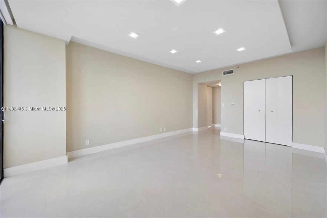 待售: $619,000 (3 贝兹, 2 浴室, 1560 平方英尺)