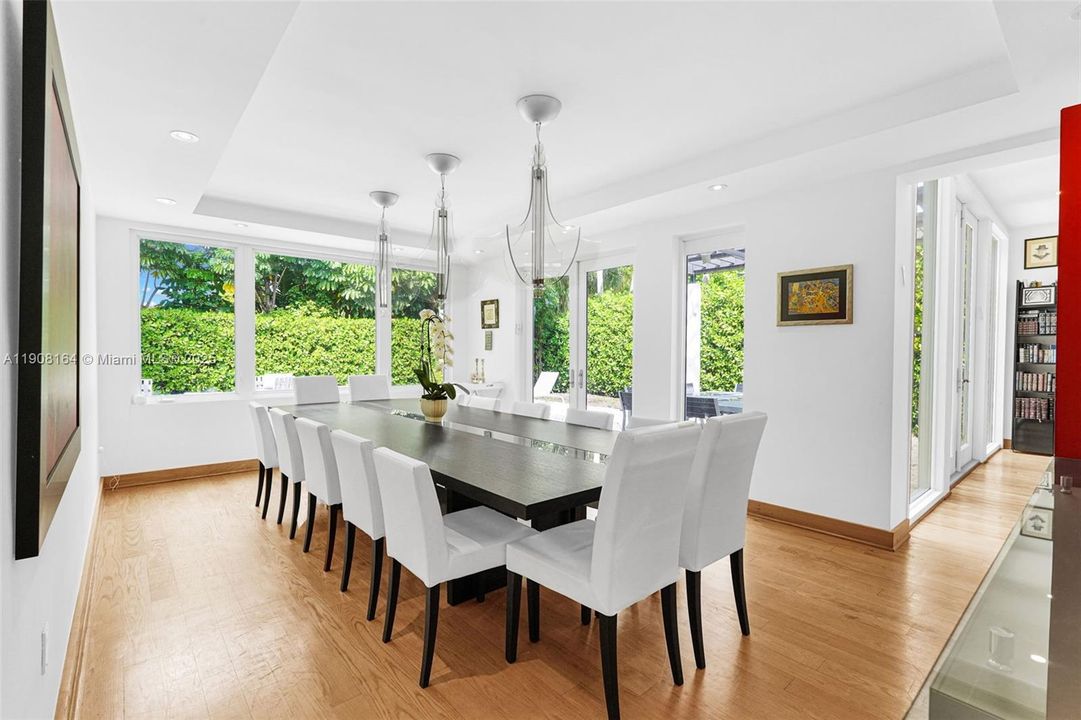 En Venta: $7,500,000 (5 camas, 5 baños, 4566 Pies cuadrados)