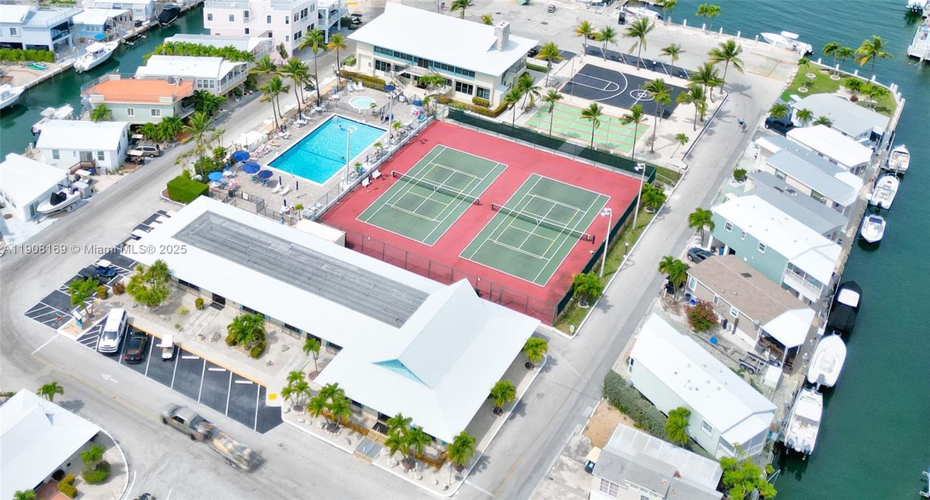 For Sale: $884,000 (2 beds, 1 baths, 0 Square Feet)