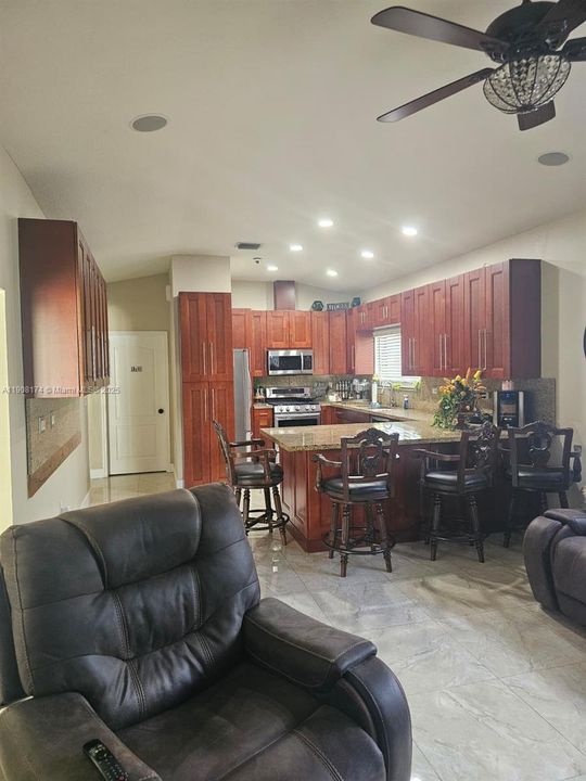 Active With Contract: $777,000 (3 beds, 2 baths, 1737 Square Feet)