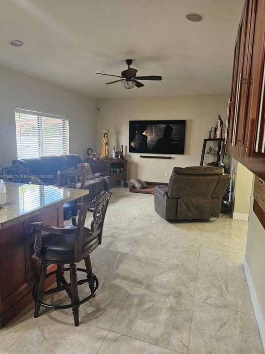 Active With Contract: $777,000 (3 beds, 2 baths, 1737 Square Feet)