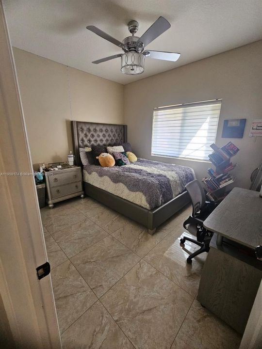 Active With Contract: $777,000 (3 beds, 2 baths, 1737 Square Feet)