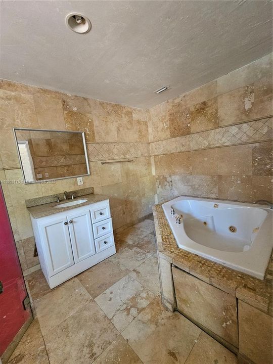 Active With Contract: $445,000 (4 beds, 2 baths, 2056 Square Feet)