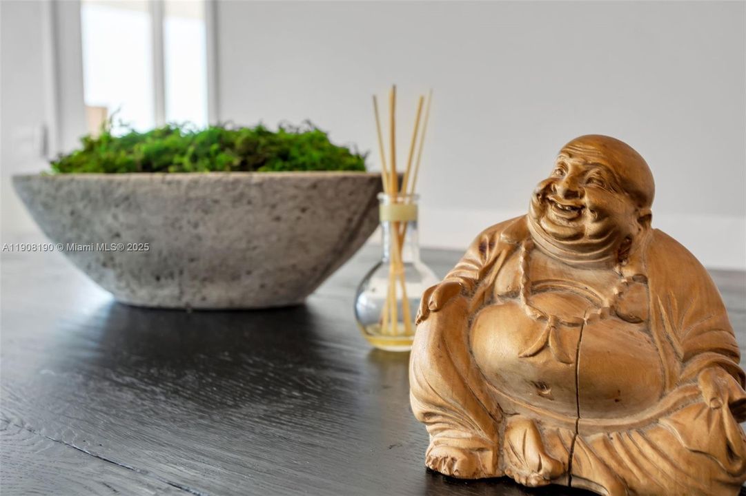 For Rent: $17,000 (2 beds, 2 baths, 1370 Square Feet)