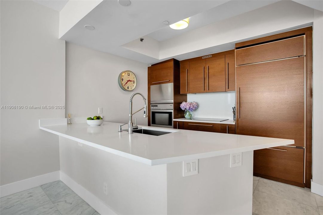 For Rent: $17,000 (2 beds, 2 baths, 1370 Square Feet)