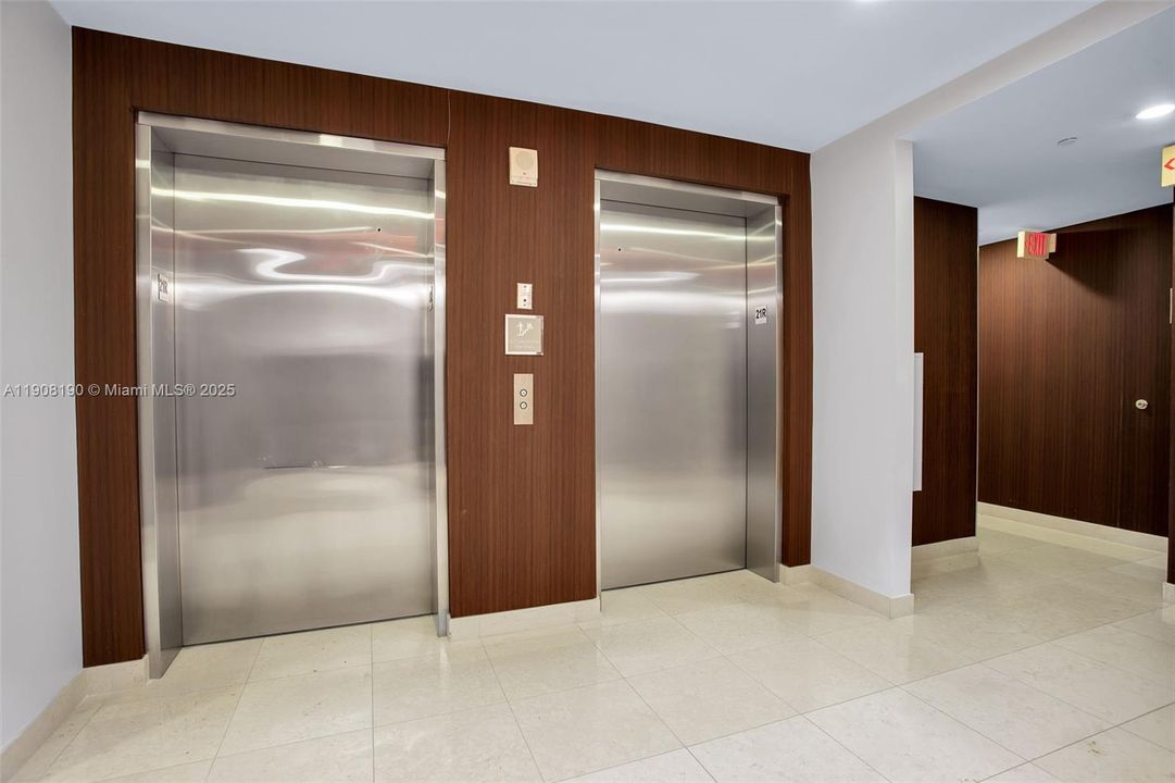 For Rent: $17,000 (2 beds, 2 baths, 1370 Square Feet)