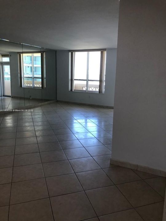 En Renta: $2,500 (1 camas, 1 baños, 1019 Pies cuadrados)