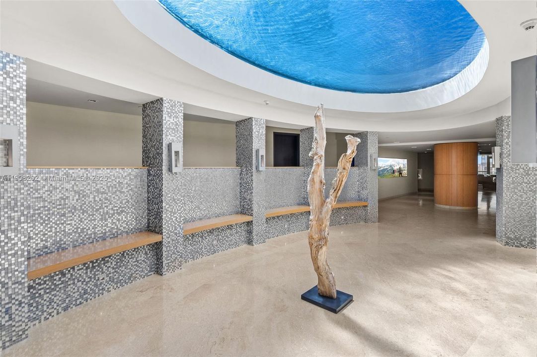 For Sale: $3,350,000 (4 beds, 4 baths, 3199 Square Feet)