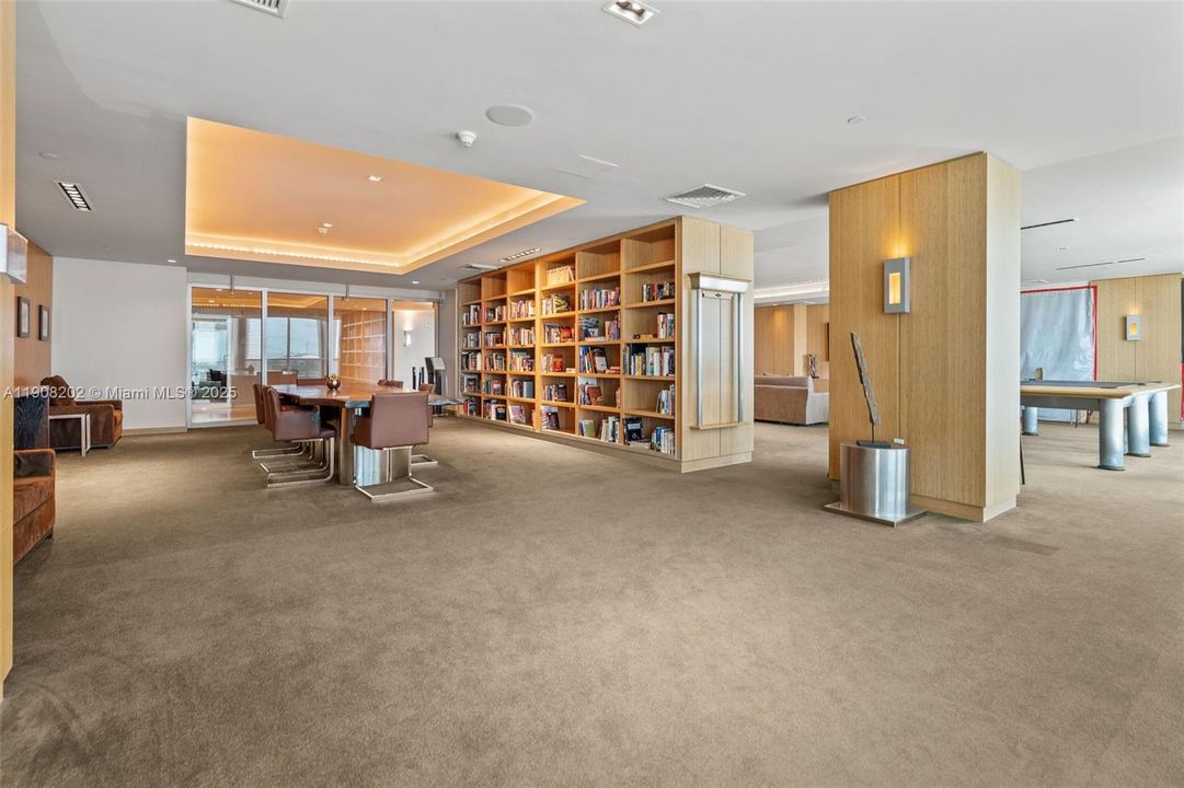 For Sale: $3,350,000 (4 beds, 4 baths, 3199 Square Feet)