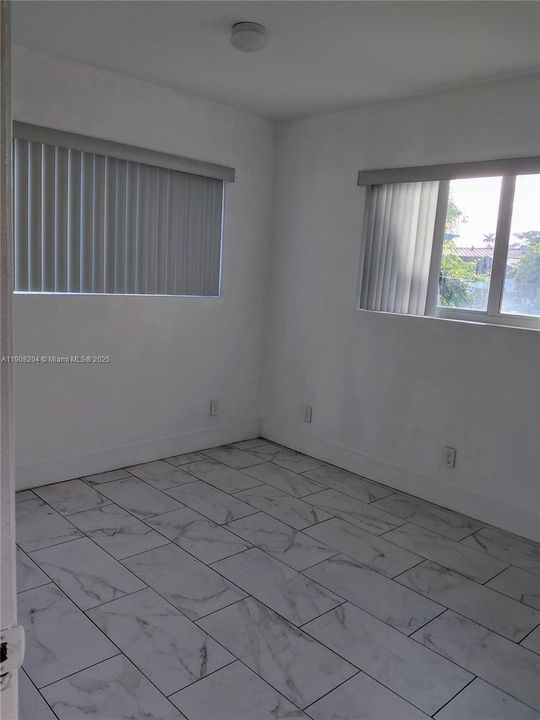 Active With Contract: $695,000 (3 beds, 2 baths, 1144 Square Feet)