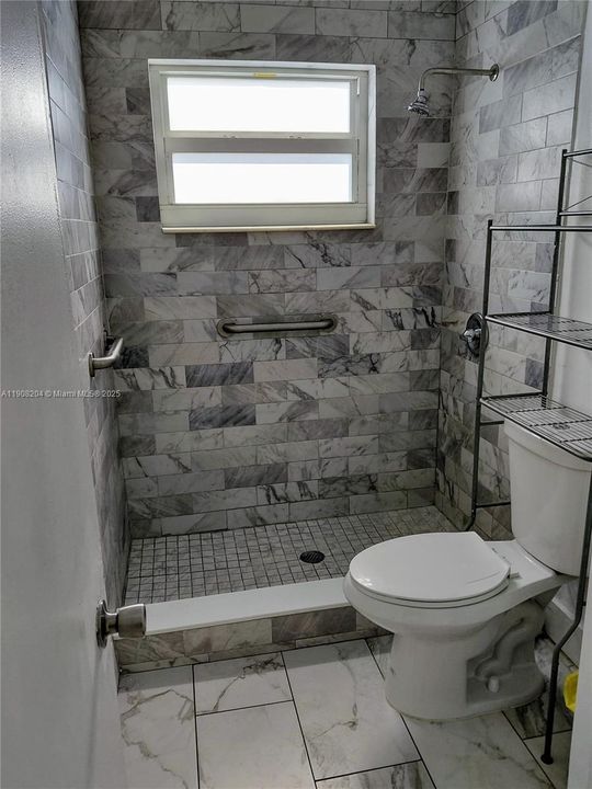 Active With Contract: $695,000 (3 beds, 2 baths, 1144 Square Feet)