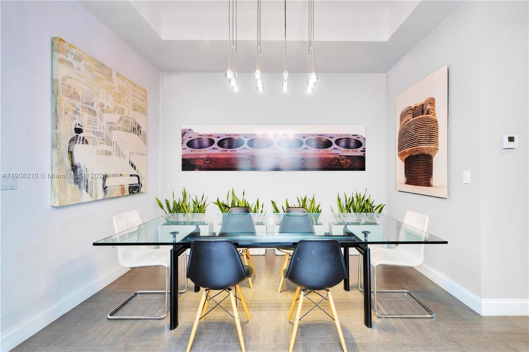 En Venta: $2,849,000 (5 camas, 5 baños, 3741 Pies cuadrados)