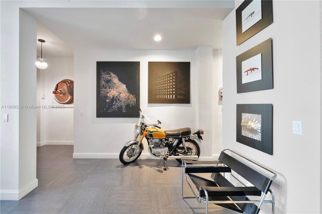 En Venta: $2,849,000 (5 camas, 5 baños, 3741 Pies cuadrados)