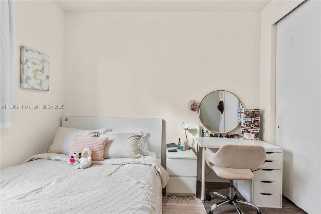 待售: $939,000 (4 贝兹, 3 浴室, 2379 平方英尺)