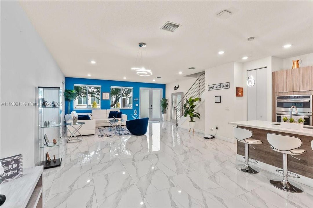 待售: $939,000 (4 贝兹, 3 浴室, 2379 平方英尺)