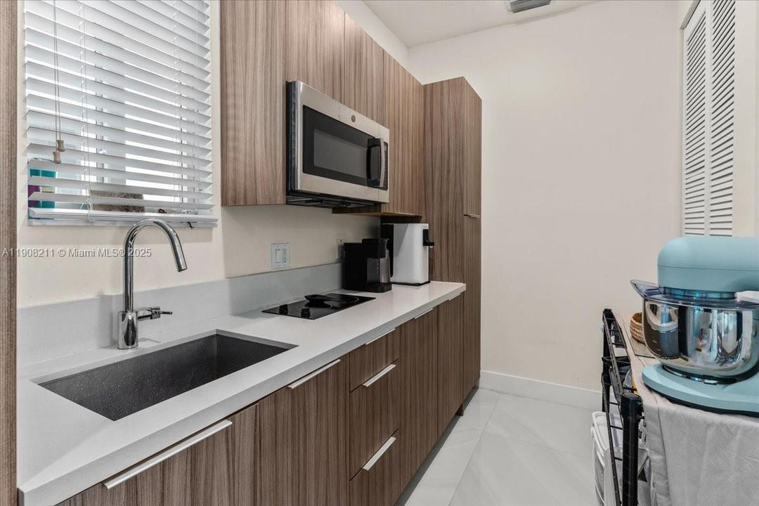 待售: $939,000 (4 贝兹, 3 浴室, 2379 平方英尺)