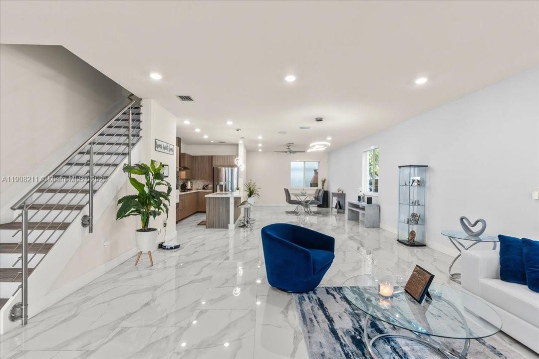 待售: $939,000 (4 贝兹, 3 浴室, 2379 平方英尺)