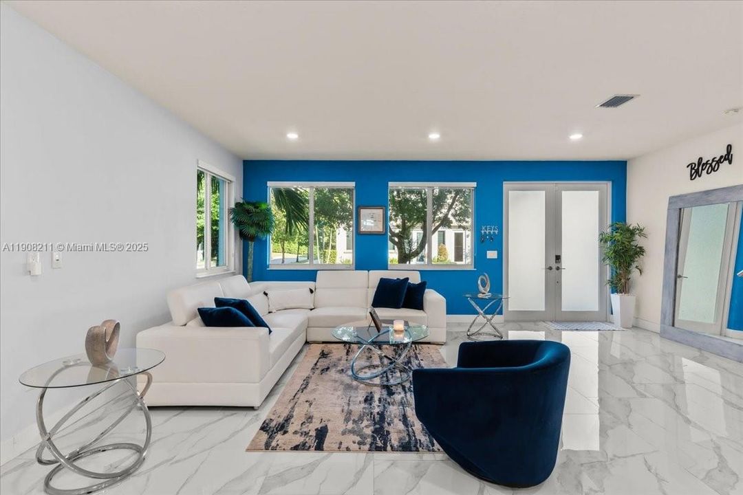 待售: $939,000 (4 贝兹, 3 浴室, 2379 平方英尺)