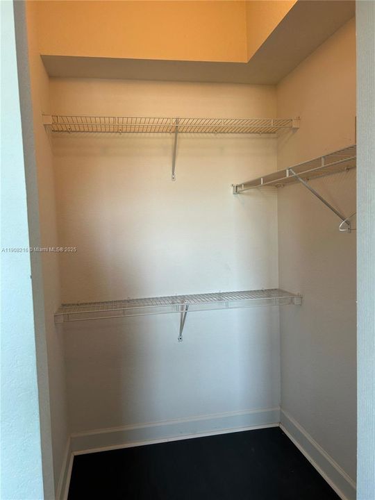 出租: $3,200 (3 贝兹, 2 浴室, 1164 平方英尺)