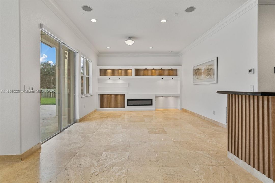 待售: $1,850,000 (5 贝兹, 4 浴室, 4285 平方英尺)