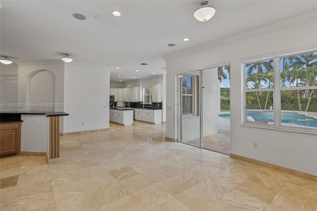 待售: $1,850,000 (5 贝兹, 4 浴室, 4285 平方英尺)