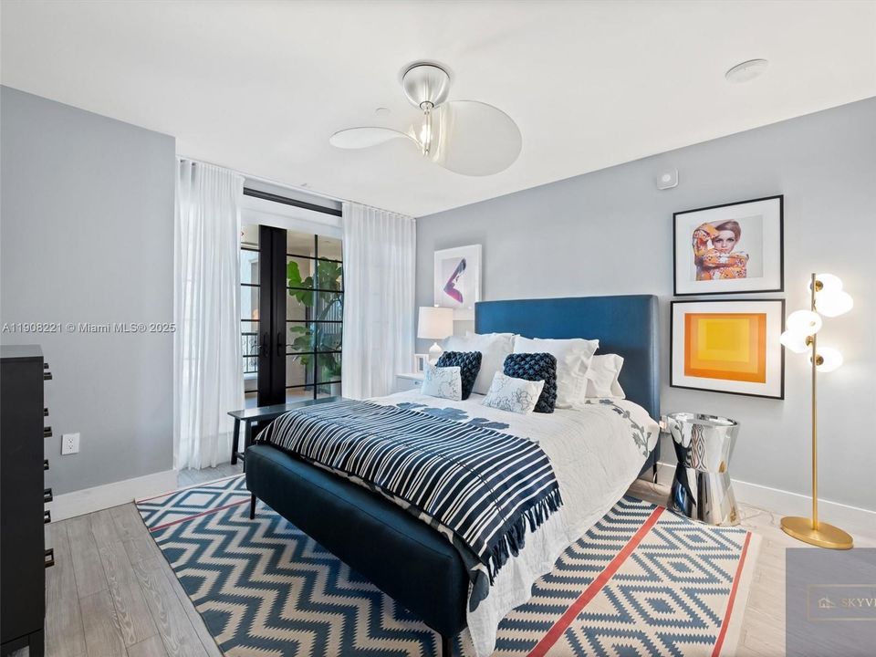 En Renta: $35,000 (3 camas, 3 baños, 2750 Pies cuadrados)