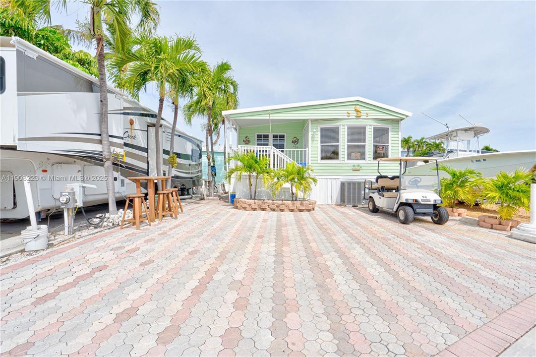 For Sale: $479,000 (2 beds, 1 baths, 0 Square Feet)