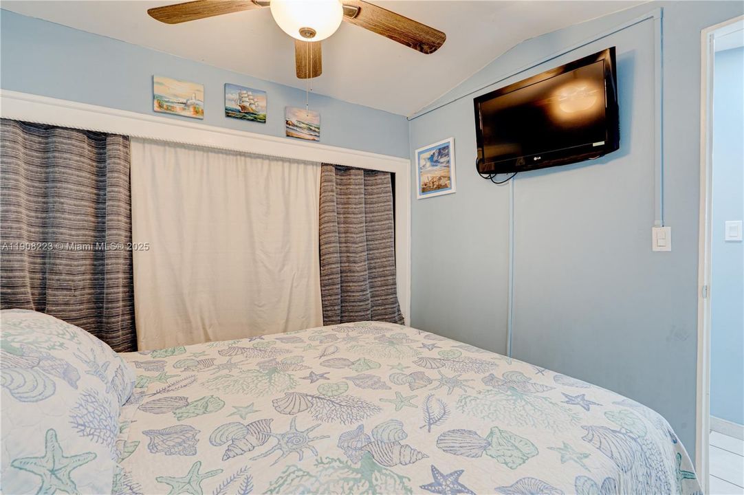 For Sale: $479,000 (2 beds, 1 baths, 0 Square Feet)