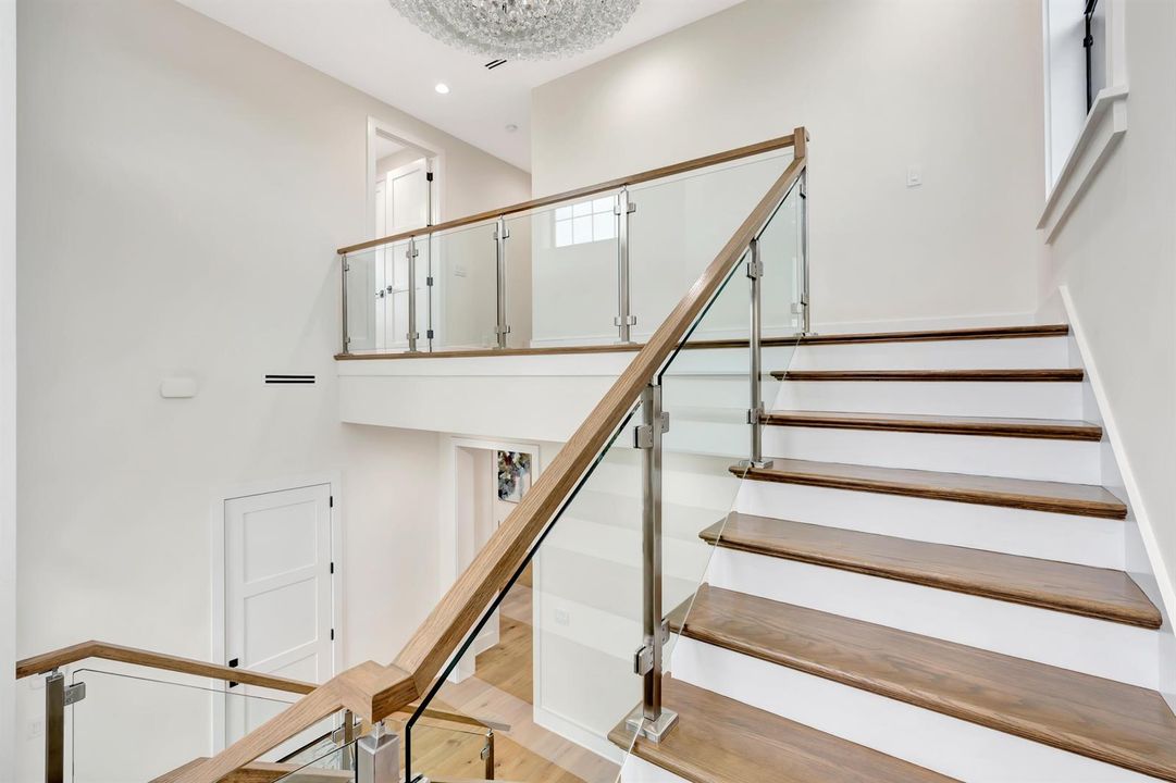 WOOD STAIRS