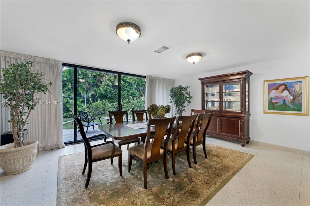 For Sale: $14,500,000 (5 beds, 5 baths, 3142 Square Feet)