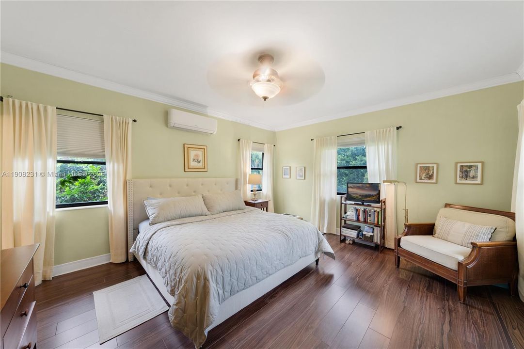 For Sale: $14,500,000 (5 beds, 5 baths, 3142 Square Feet)