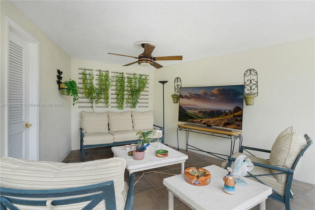 For Sale: $14,500,000 (5 beds, 5 baths, 3142 Square Feet)