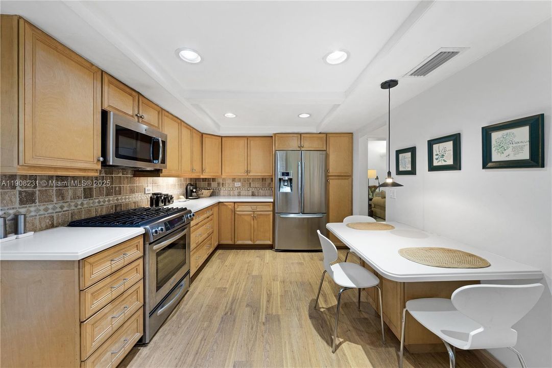 For Sale: $14,500,000 (5 beds, 5 baths, 3142 Square Feet)