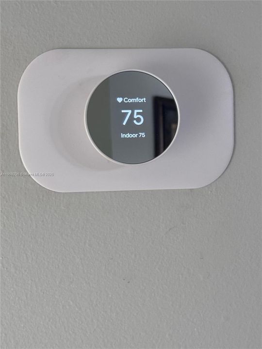 En Venta: $114,900 (2 camas, 2 baños, 950 Pies cuadrados)