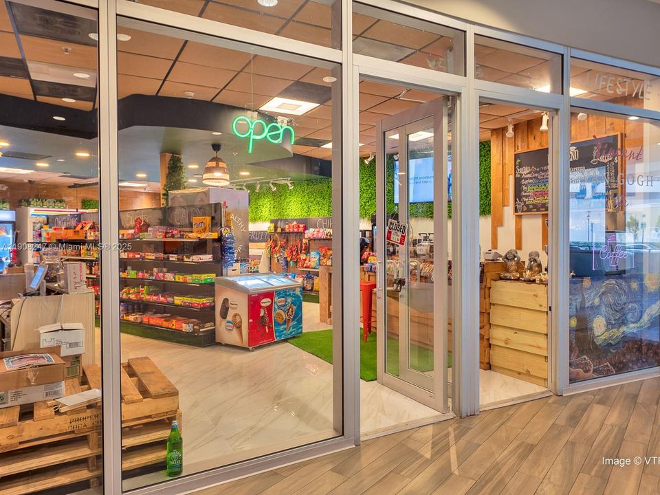 На продажу: $415,000 (1 спален, 1 ванн, 791 Квадратных фут)