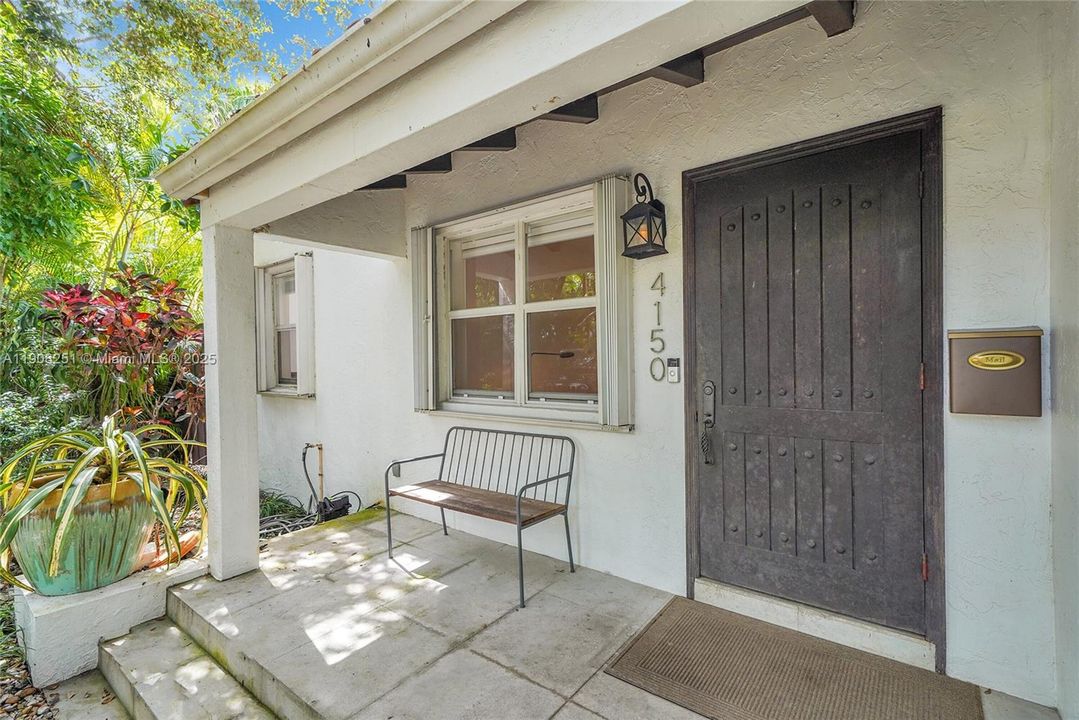 For Sale: $1,950,000 (3 beds, 3 baths, 1672 Square Feet)