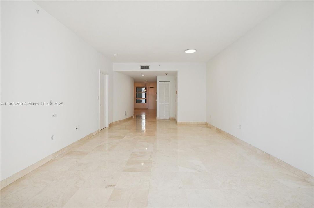 待售: $1,565,000 (2 贝兹, 2 浴室, 1450 平方英尺)