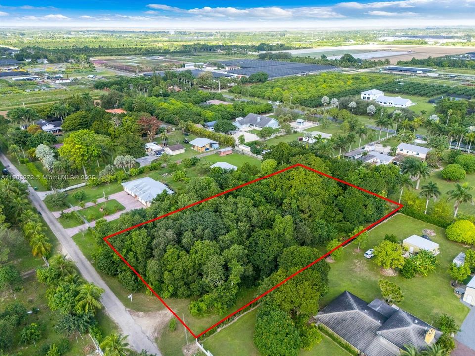 1.13 VACANT LAND LOT IN REDLAND ON A QUIET STREET. SW 197 AVE & SW 234 ST - SIGN ON PROPERTY