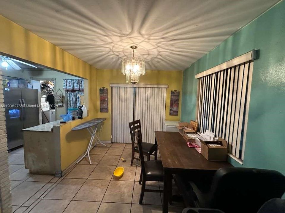 Activo con contrato: $339,900 (3 camas, 1 baños, 1026 Pies cuadrados)