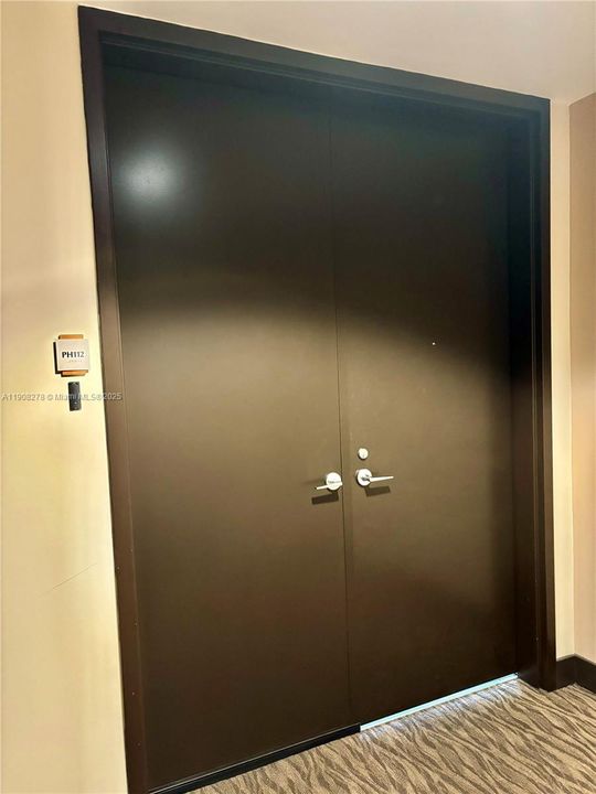 В аренду: $6,500 (3 спален, 3 ванн, 1800 Квадратных фут)