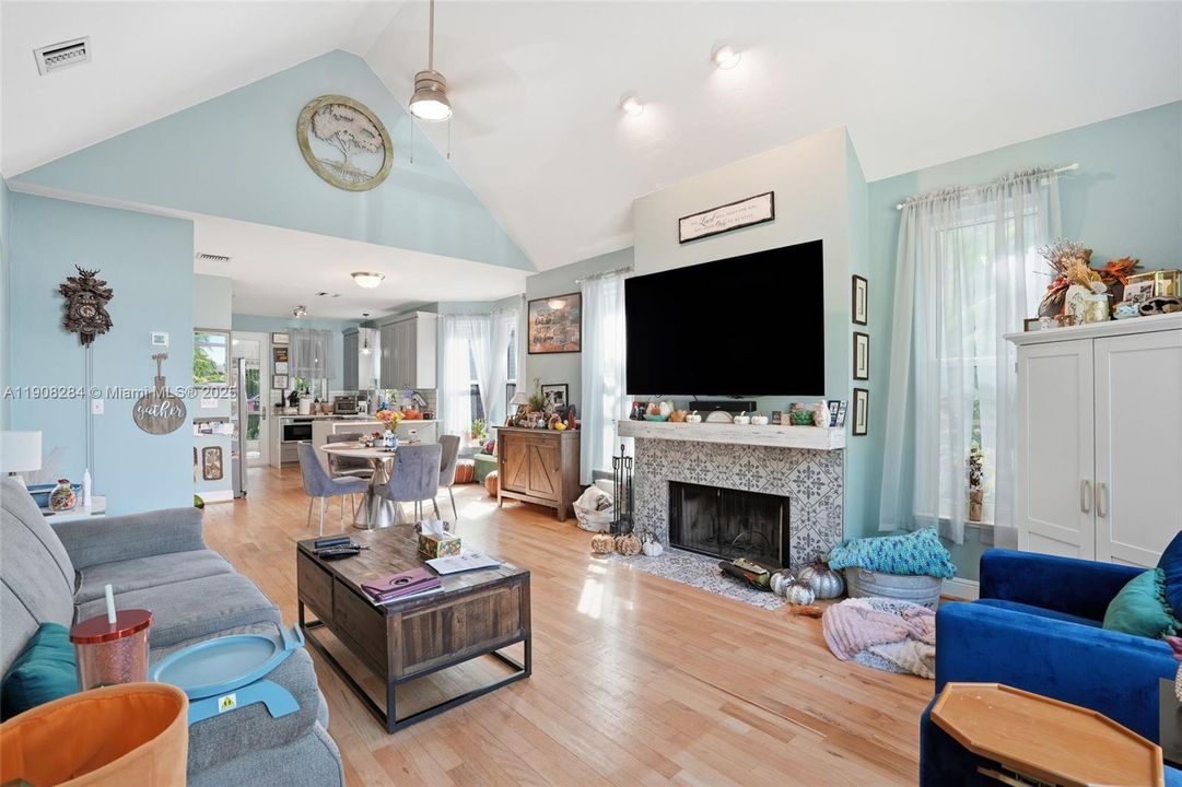 For Sale: $745,900 (3 beds, 2 baths, 0 Square Feet)