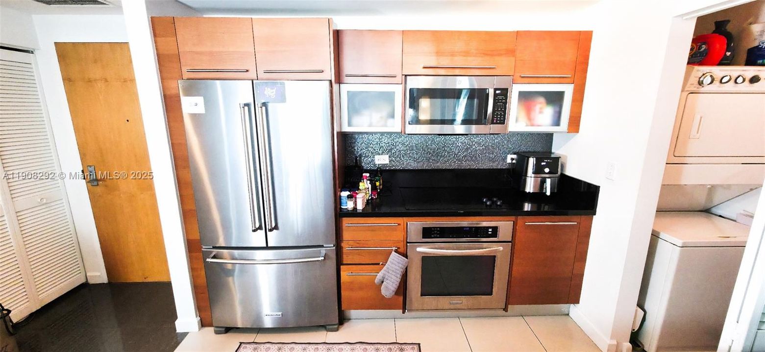 En Renta: $3,300 (2 camas, 2 baños, 940 Pies cuadrados)