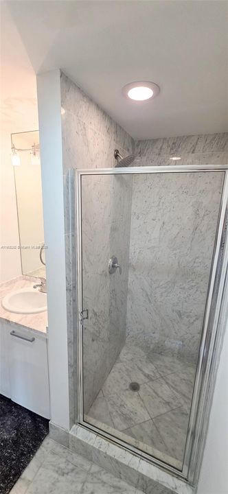 En Renta: $3,300 (2 camas, 2 baños, 940 Pies cuadrados)